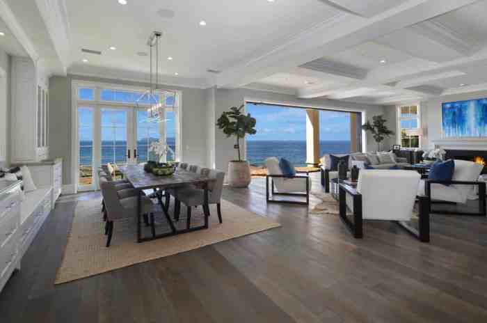 Beach house interior design photos